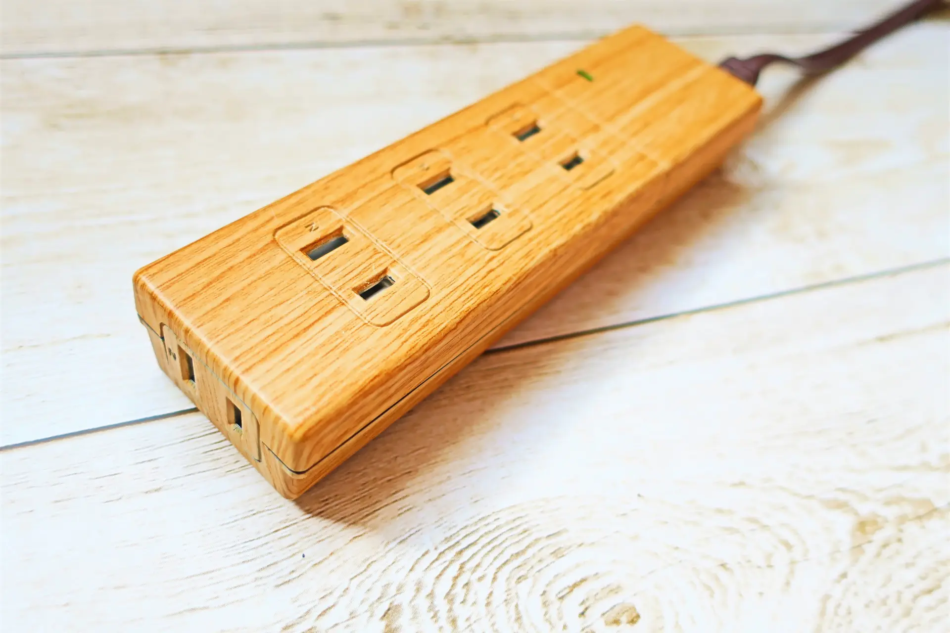 おしゃれな電源タップ 延長コードおすすめランキング6選 あなたのinterestへ厳選の情報を レコランク