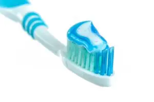 白い歯 虫歯に 市販の人気歯磨き粉おすすめ10選 年最新 あなたのinterestへ厳選の情報を レコランク